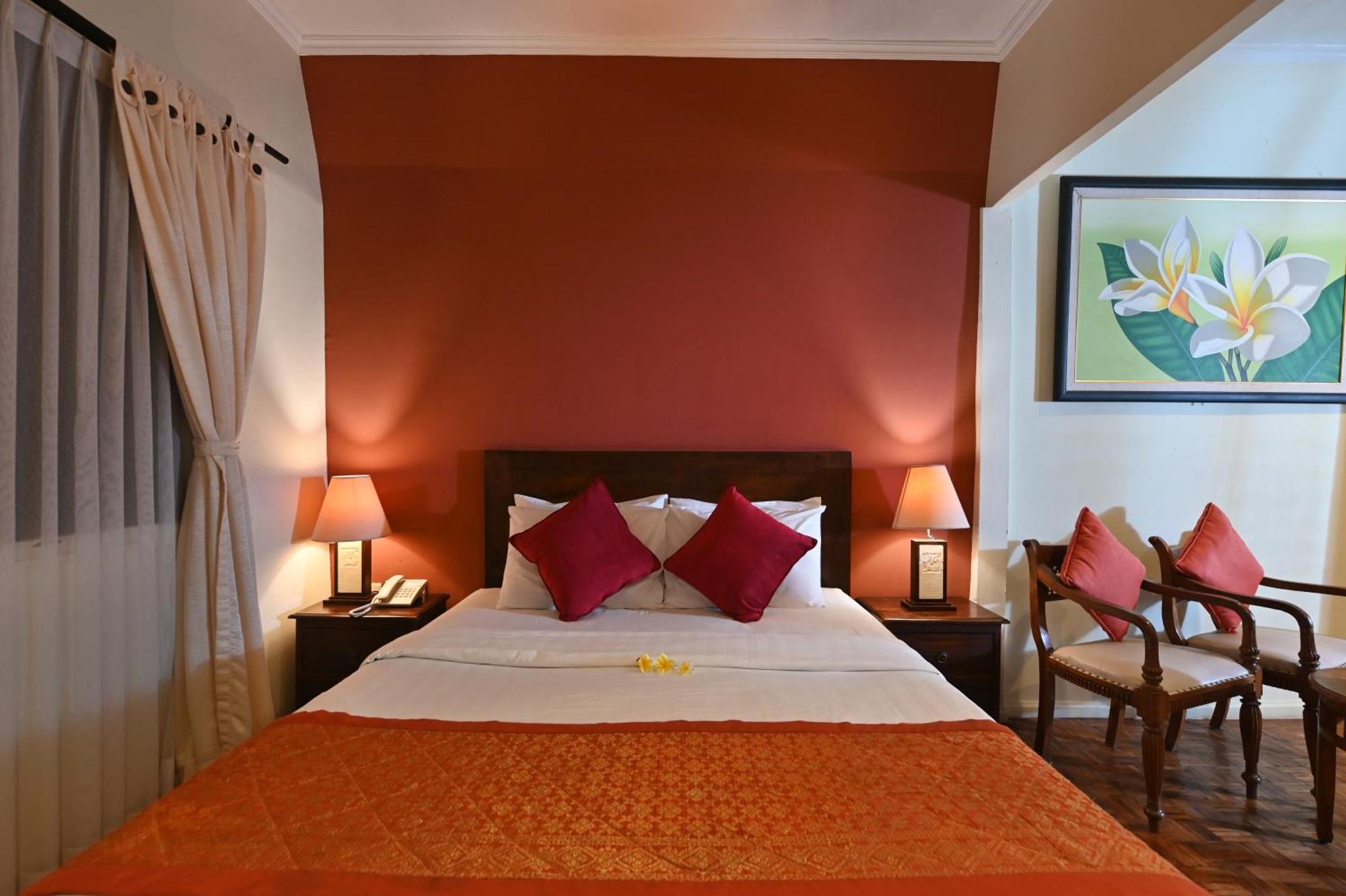 Puri Dewa Bharata & Hotel 3*